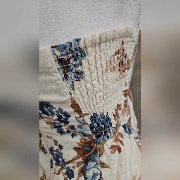 ABERCROMBIE & FITCH Strapless flared hem top in cream botanical print.XS NWT - Picture 12 of 13